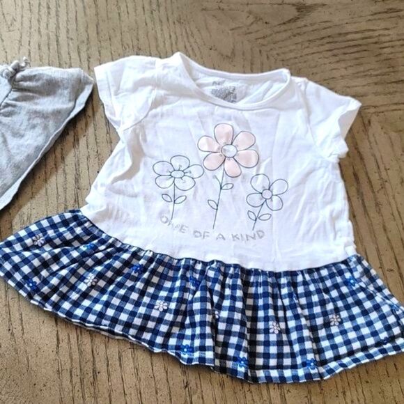 24 month t shirt bundle first impressions 💙🤍 - Picture 3 of 5